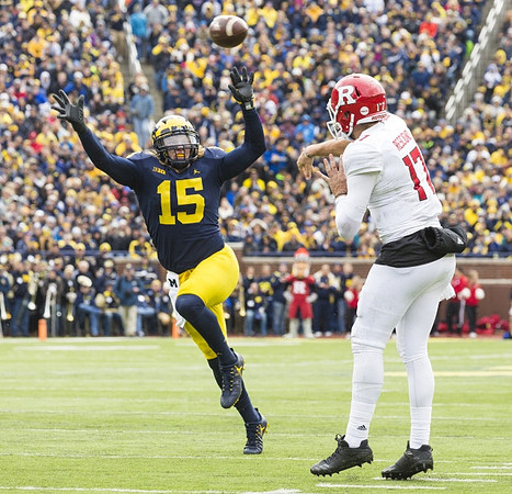 Chase Winovich (15)