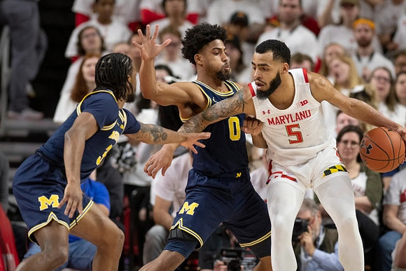 Zavier Simpson (3) and David DeJulius (0)