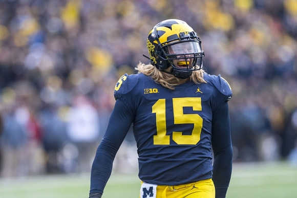 Chase Winovich (15)