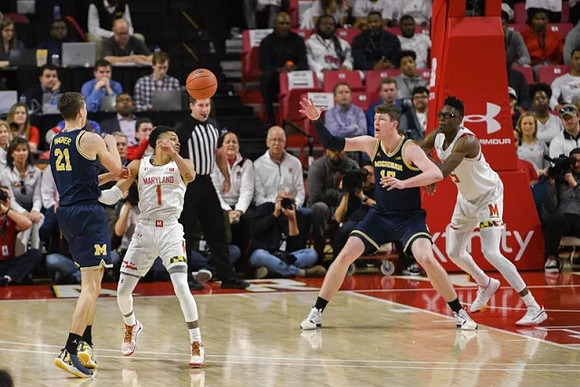Franz Wagner (21) and Jon Teske (15)