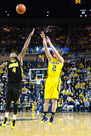 Spike Albrecht (2)