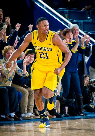 Zak Irvin (21)