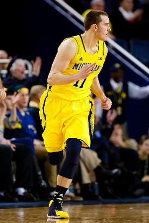 Nik Stauskas (11)