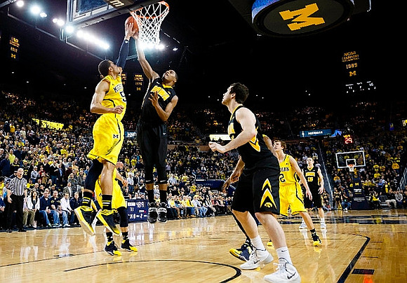 Jordan Morgan (52) and Spike Albrecht (2)