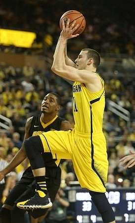 Nik Stauskas (11)