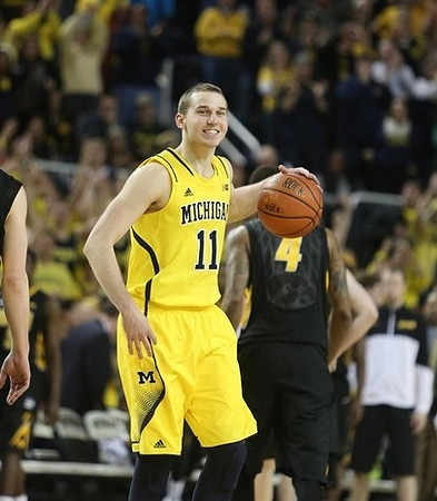 Nik Stauskas (11)
