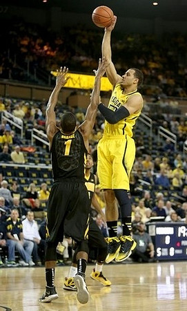 Jordan Morgan (52)