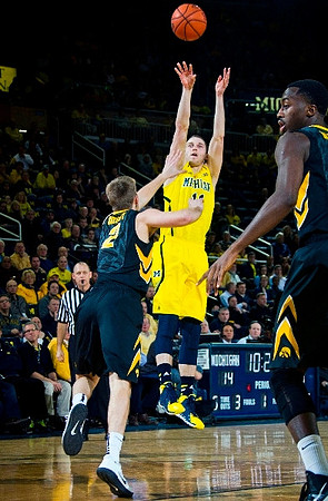 Nik Stauskas (11)