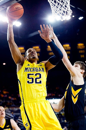 Jordan Morgan (52)