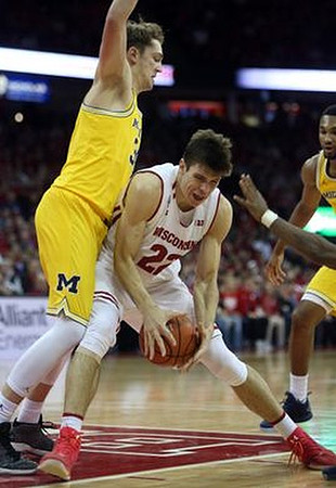 Mark Donnal (34) and Zak Irvin (21)