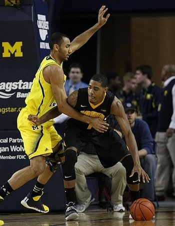 Jon Horford (15)