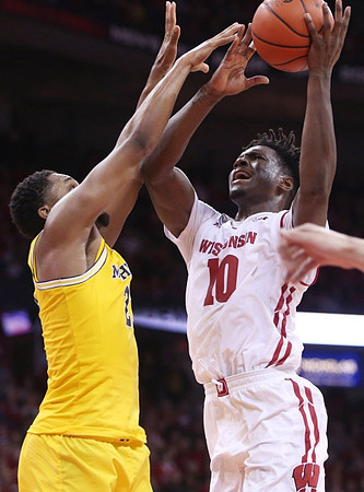 Zak Irvin (21)