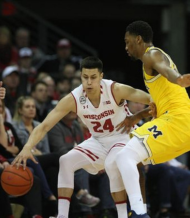 Zak Irvin (21)