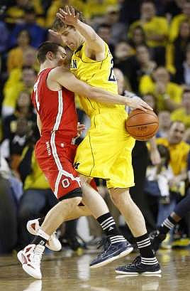 Evan Smotrycz (23)