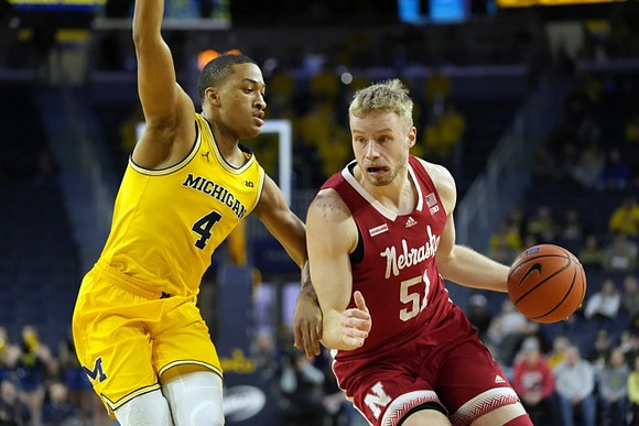 Nimari Burnett (4)