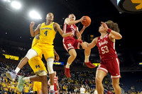 Nimari Burnett (4) and Tarris Reed Jr. (32)