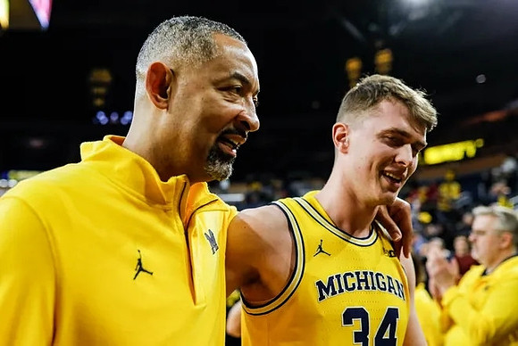 Juwan Howard and Jackson Selvala (34)