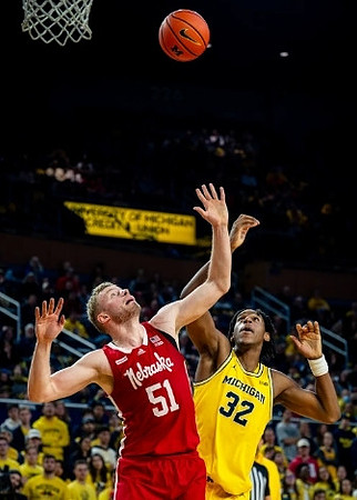 Tarris Reed Jr. (32)