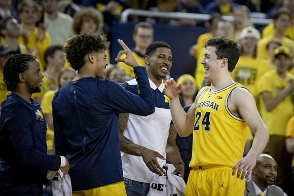 Zavier Simpson (3), Jordan Poole (2), Charles Matthews (1), C.J. Baird (24), and Saddi Washington