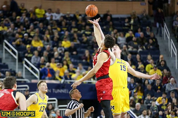 Ignas Brazdeikis (13) and Jon Teske (15)