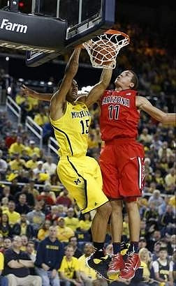 Jon Horford (15)