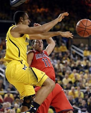 Jon Horford (15)