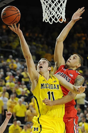 Nik Stauskas (11)
