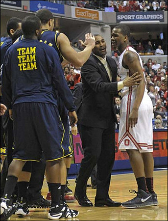 Jordan Morgan (52) and LaVall Jordan