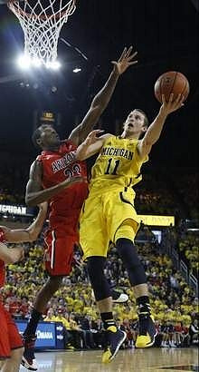 Nik Stauskas (11)