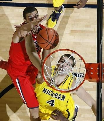 Mitch McGary (4)
