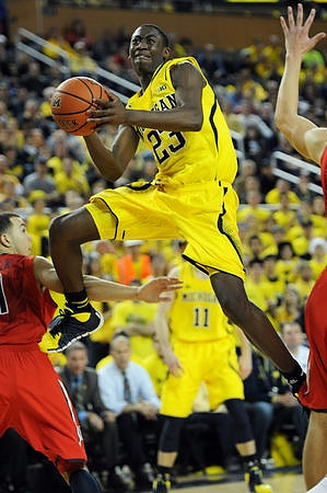 Caris LeVert (23) and Nik Stauskas (11)