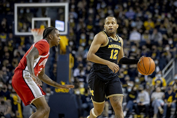 DeVante' Jones (12)
