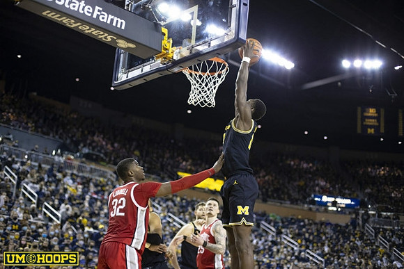 Moussa Diabate (14) and Hunter Dickinson (1)