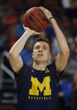 Duncan Robinson (22)
