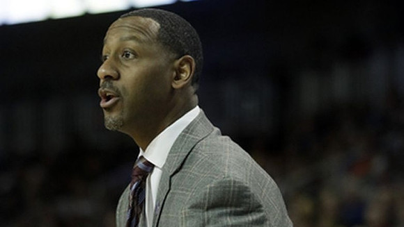 Montana Head Coach Travis DeCuire