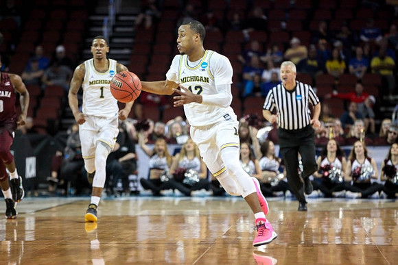 Charles Matthews (1) and Muhammad-Ali Abdur-Rahkman (12)