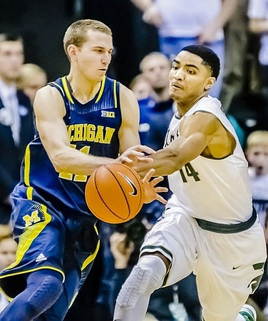 Nik Stauskas (11)
