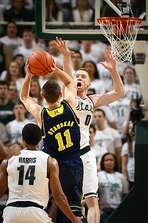 Nik Stauskas (11)