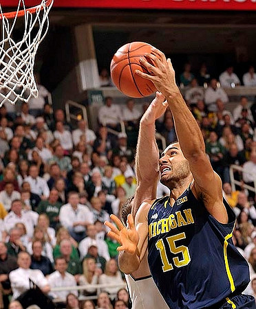 Jon Horford (15)