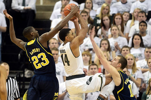 Caris LeVert (23) and Nik Stauskas (11)
