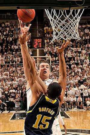 Jon Horford (15)
