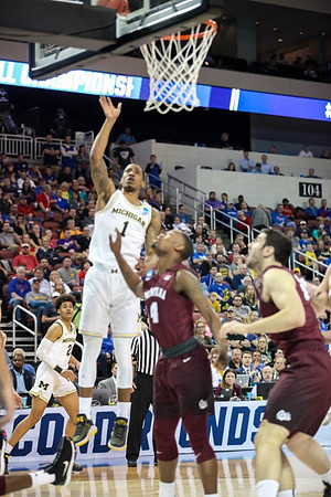 Jordan Poole (2) and Charles Matthews (1)
