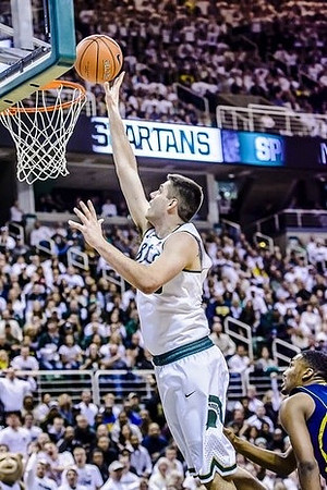 Zak Irvin (21)