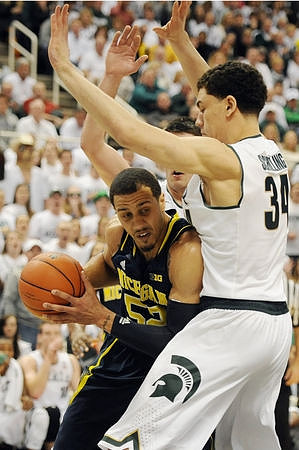 Jordan Morgan (52)