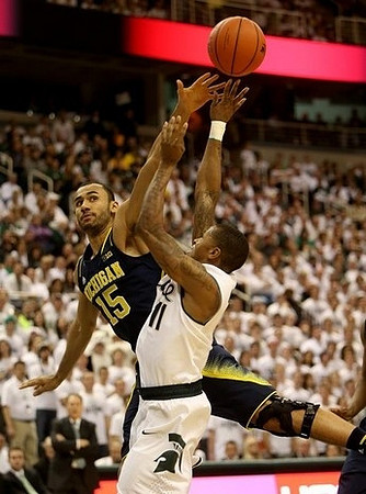 Jon Horford (15)
