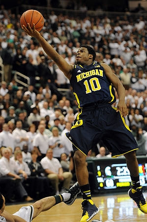 Derrick Walton Jr. (10)