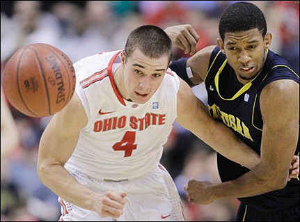 Darius Morris (4)
