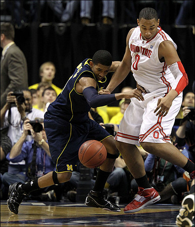 Darius Morris (4)