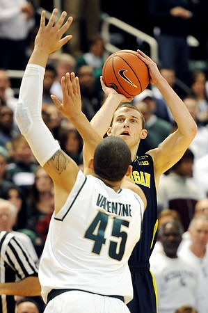 Nik Stauskas (11)