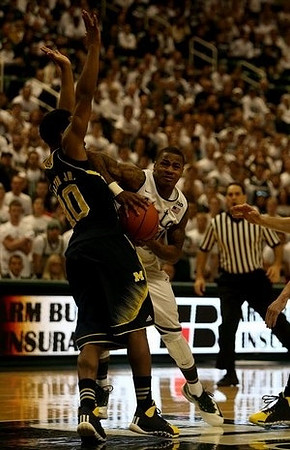 Derrick Walton Jr. (10)